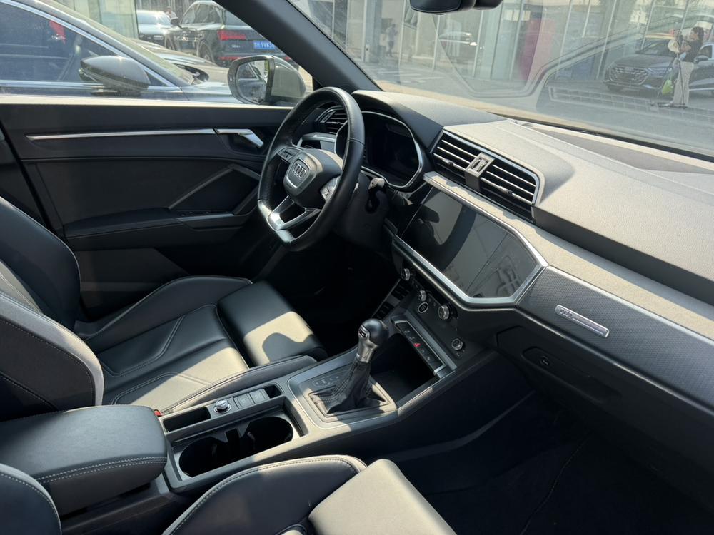 Audi Audi Q3