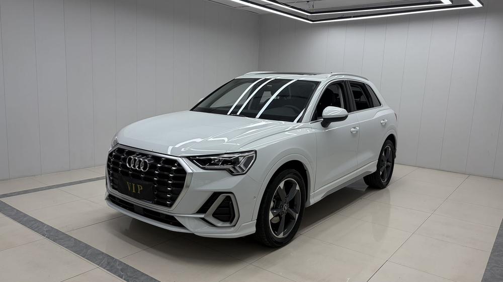 Audi Audi Q3
