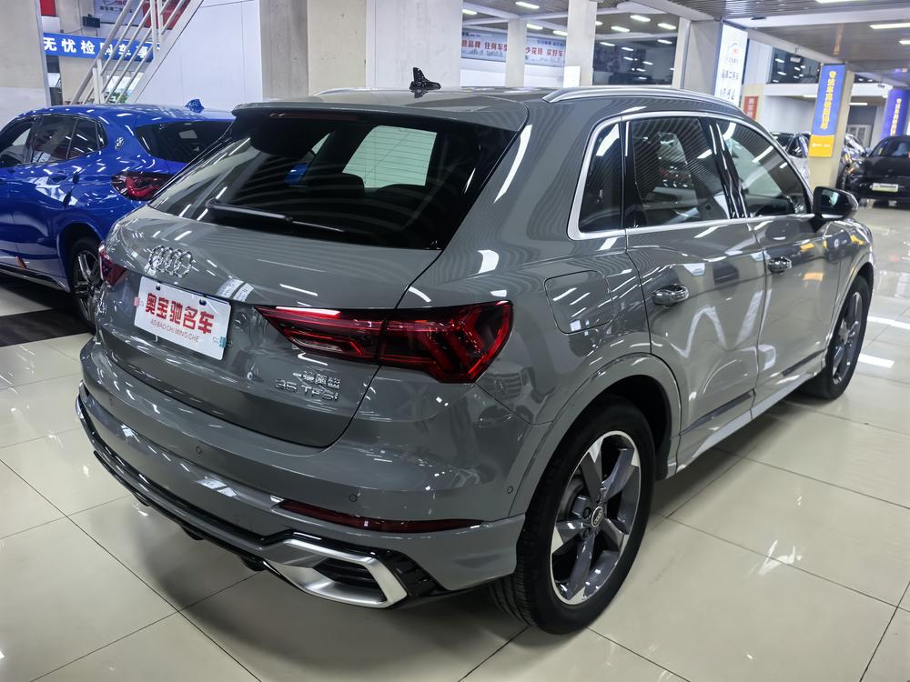 Audi Audi Q3