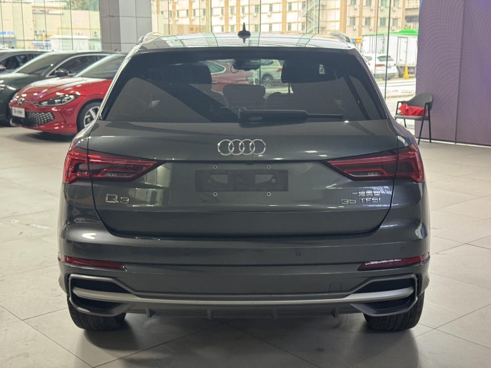 Audi Audi Q3