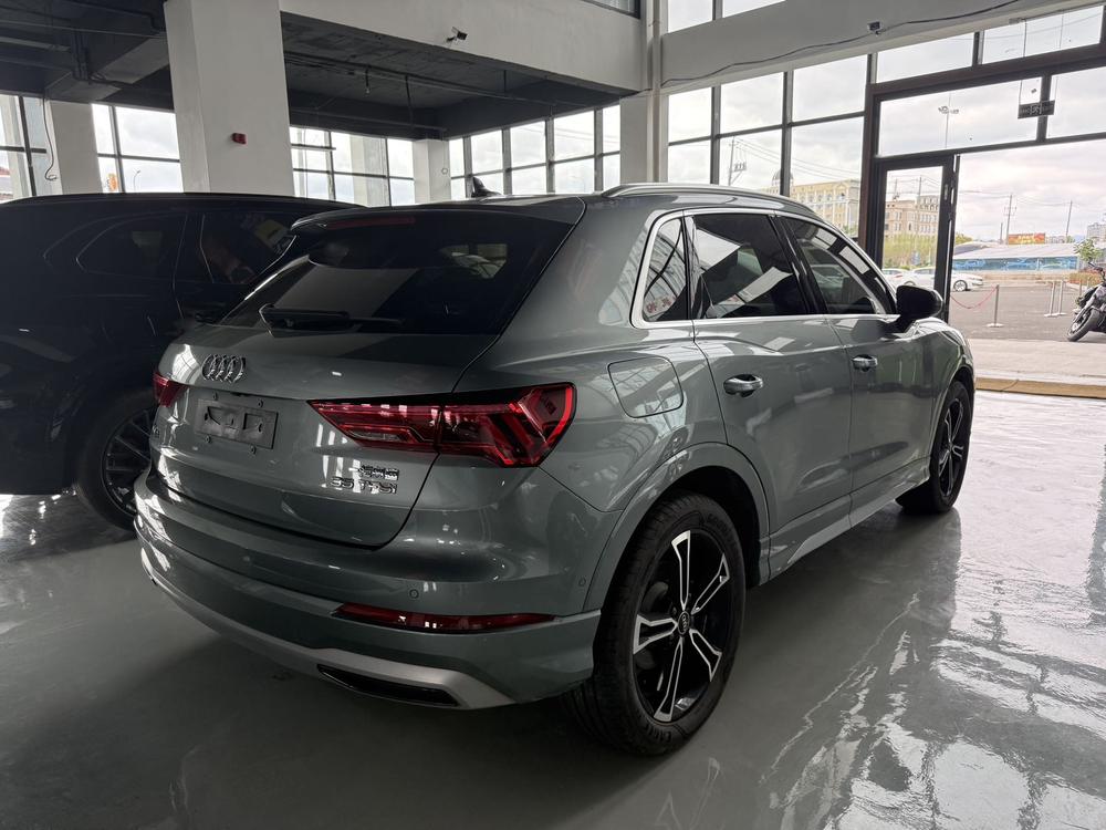 Audi Audi Q3