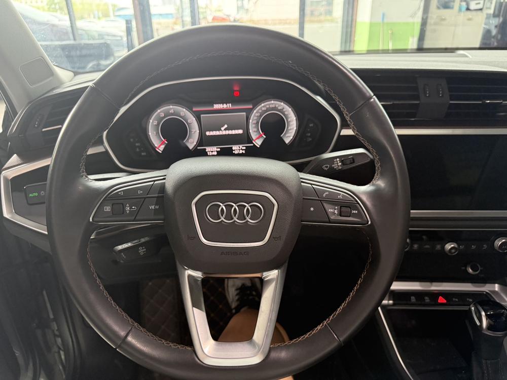 Audi Audi Q3