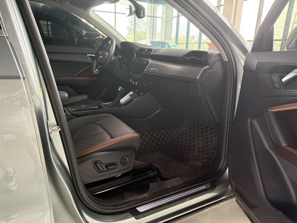 Audi Audi Q3