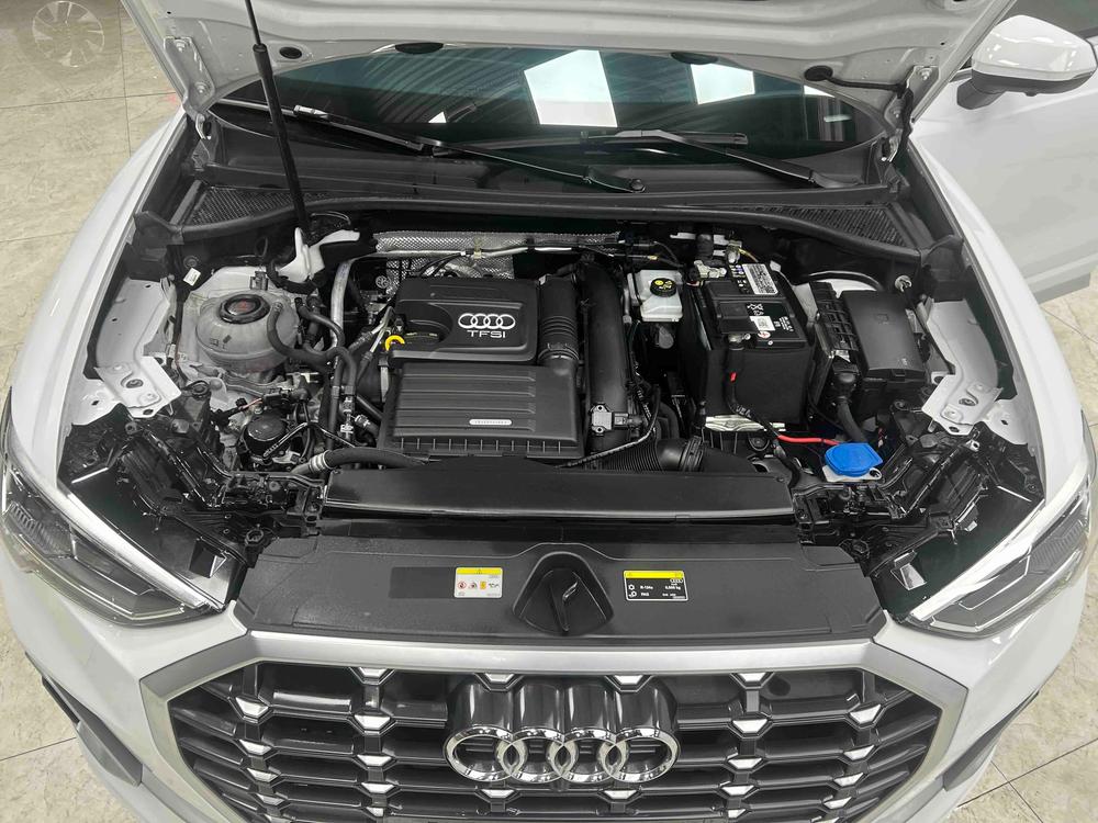 Audi Audi Q3