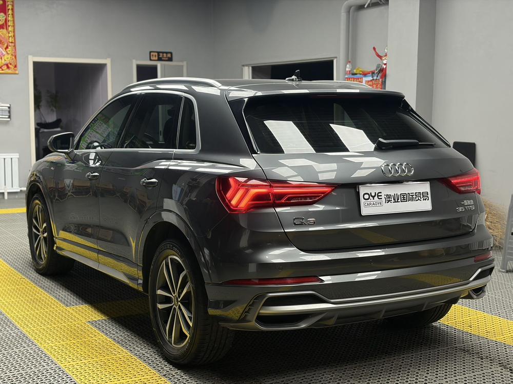 Audi Audi Q3