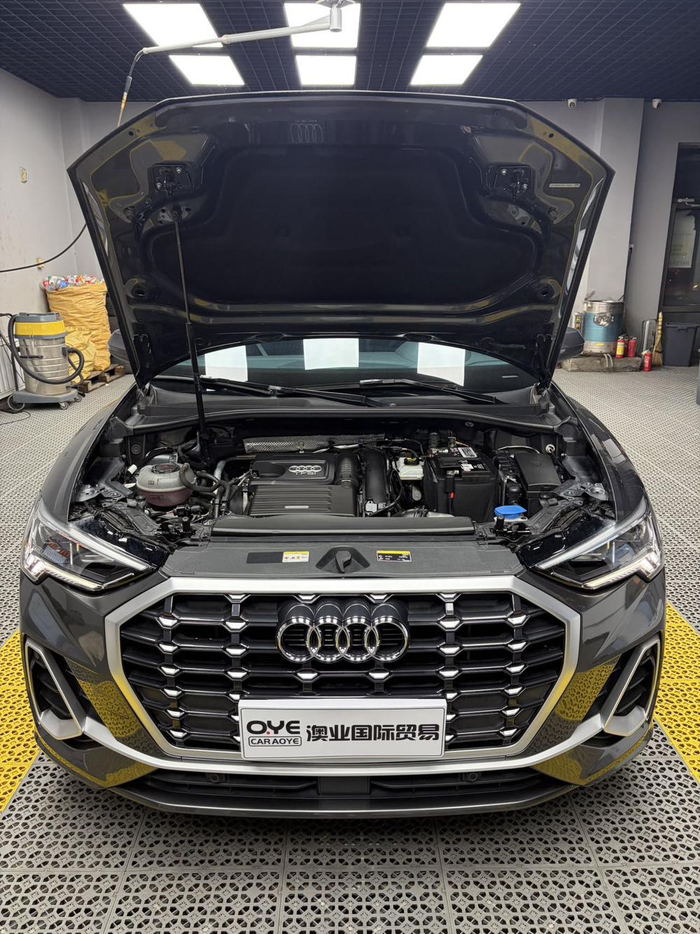 Audi Audi Q3