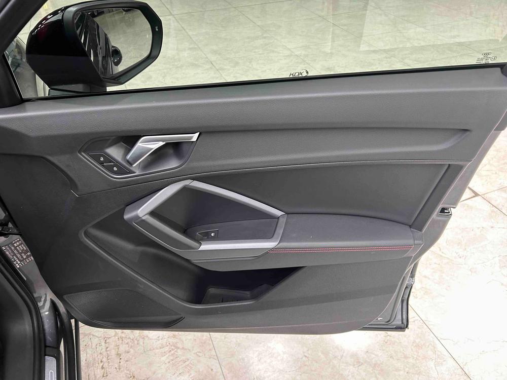 Audi Audi Q3