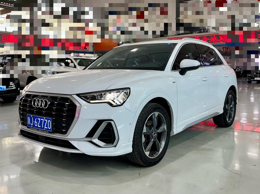 Audi Audi Q3