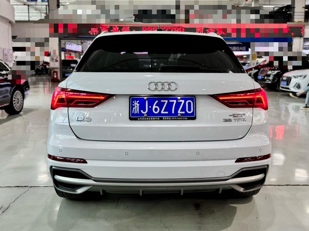 Audi Audi Q3
