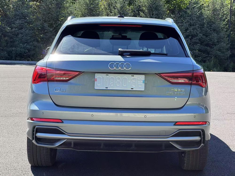 Audi Audi Q3
