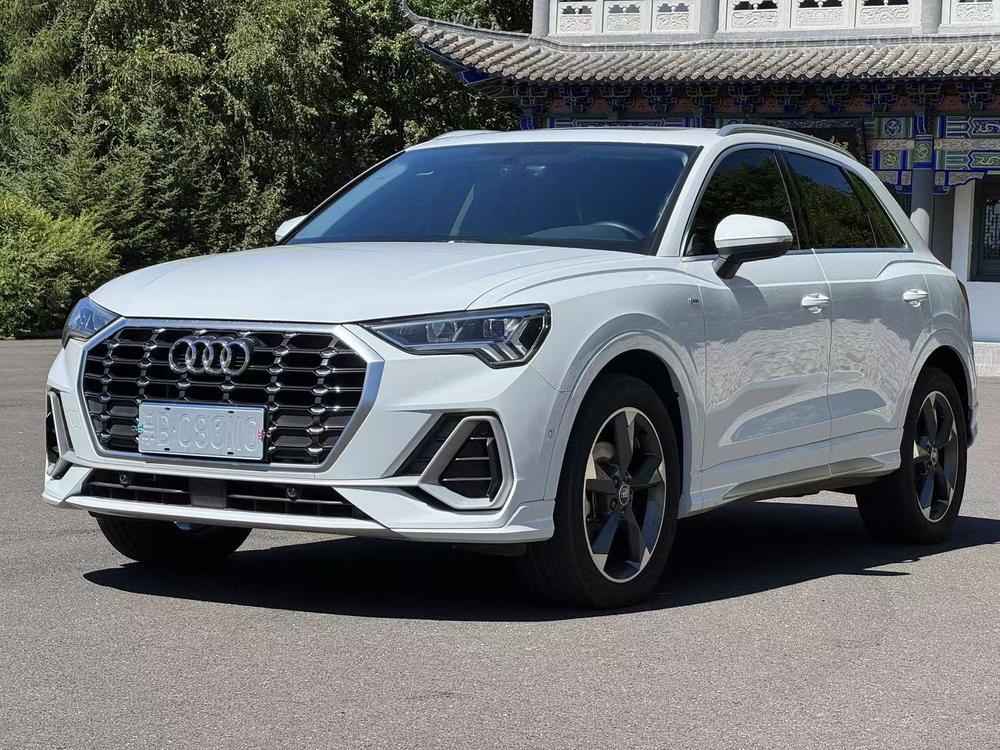 Audi Audi Q3