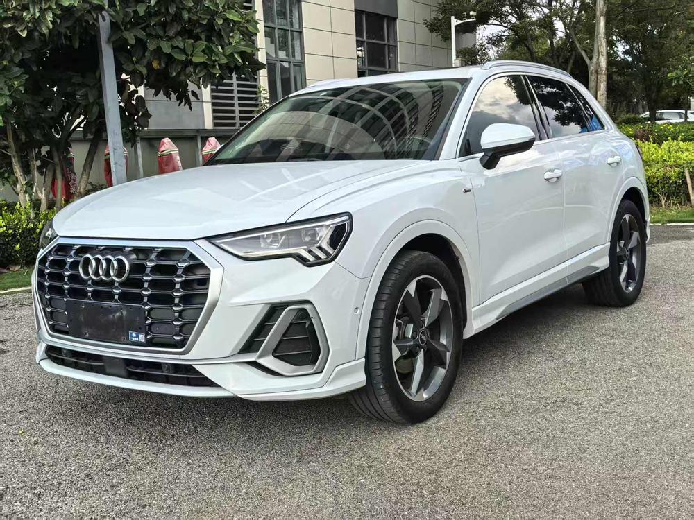 Audi Audi Q3