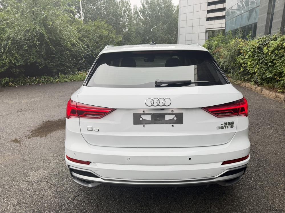 Audi Audi Q3