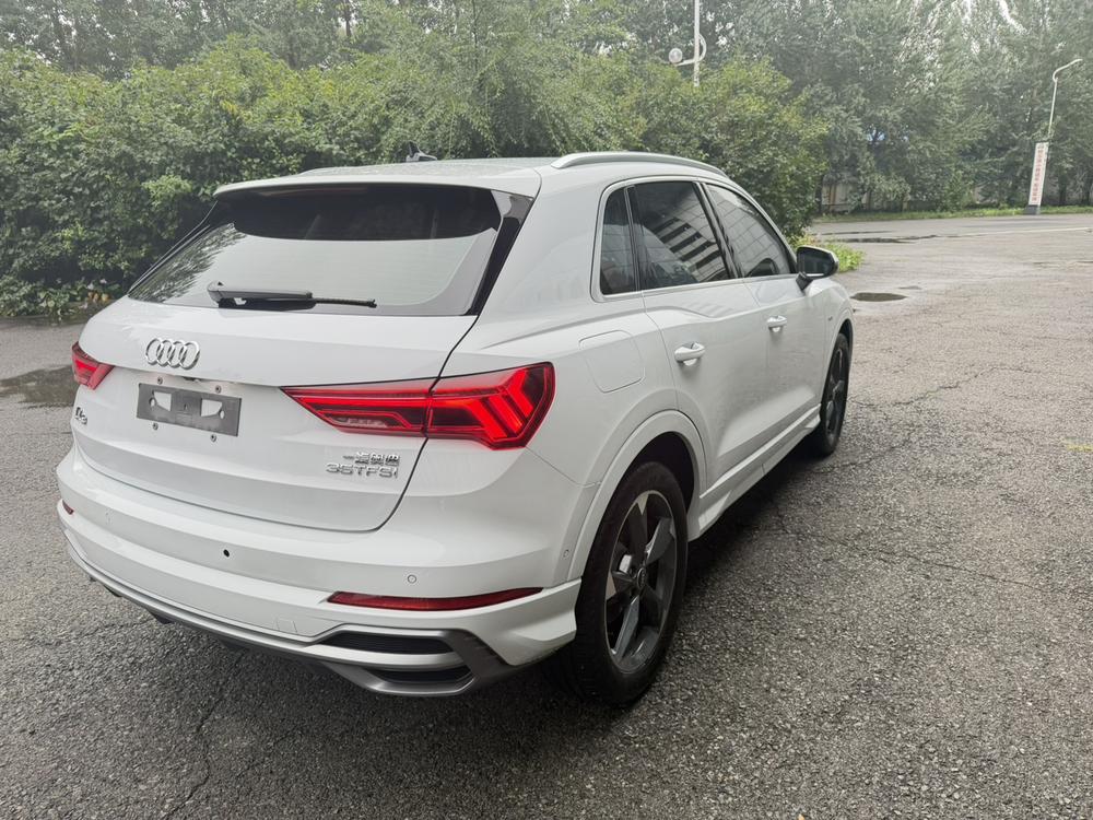Audi Audi Q3