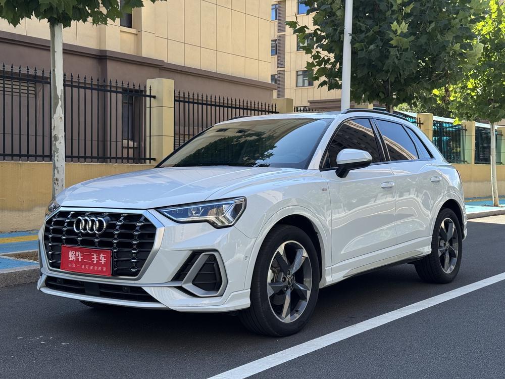 Audi Audi Q3