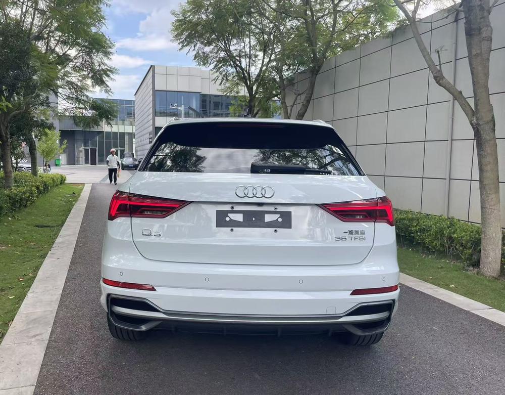 Audi Audi Q3