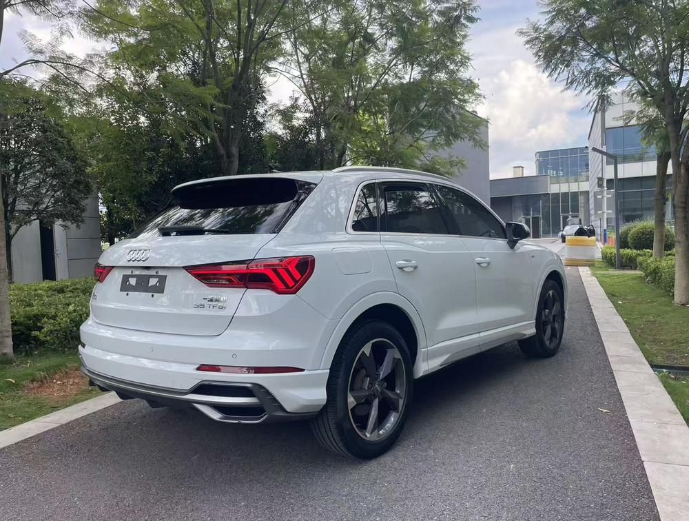 Audi Audi Q3