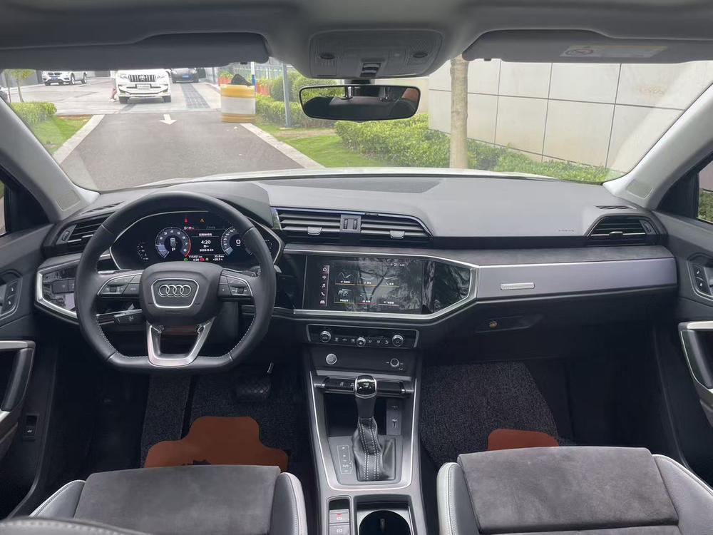 Audi Audi Q3