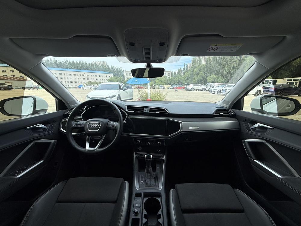 Audi Audi Q3