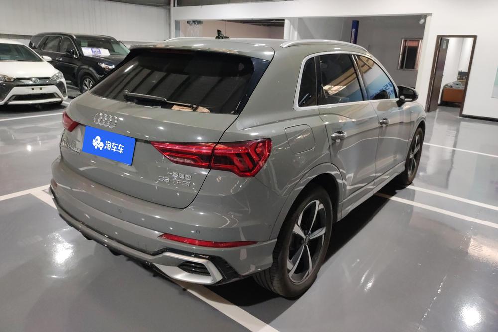 Audi Audi Q3