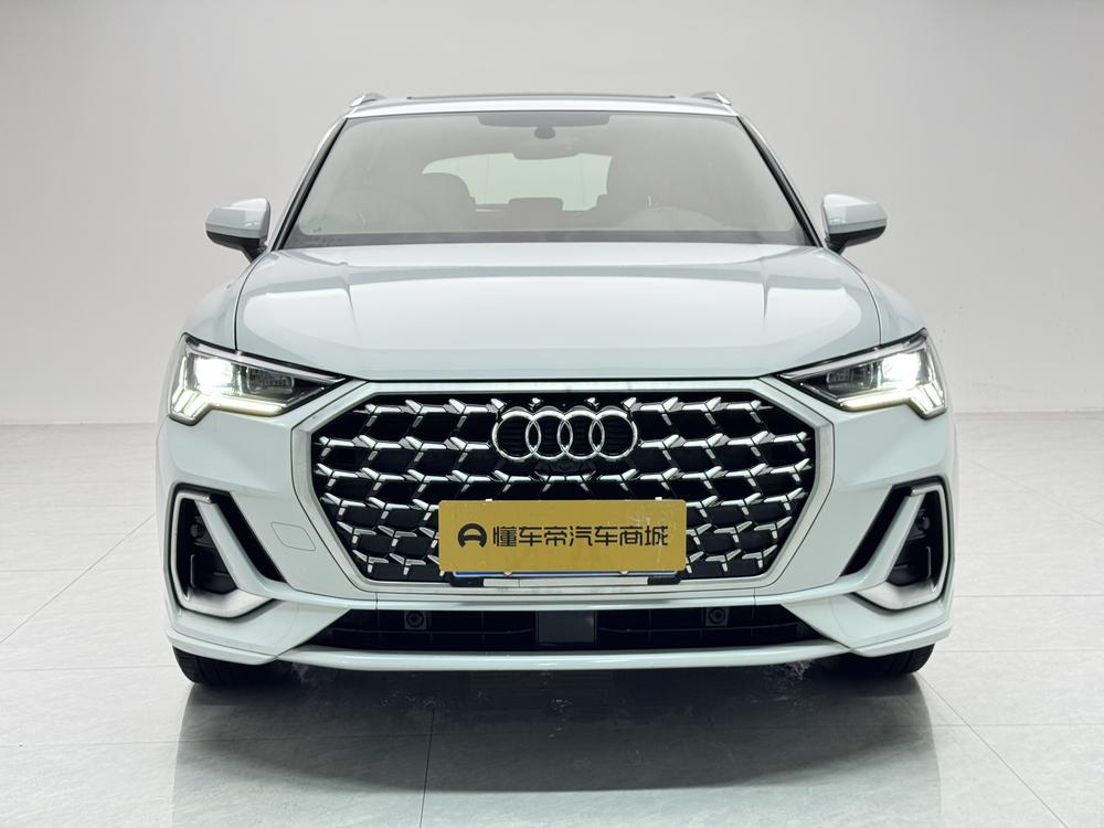 Audi Audi Q3