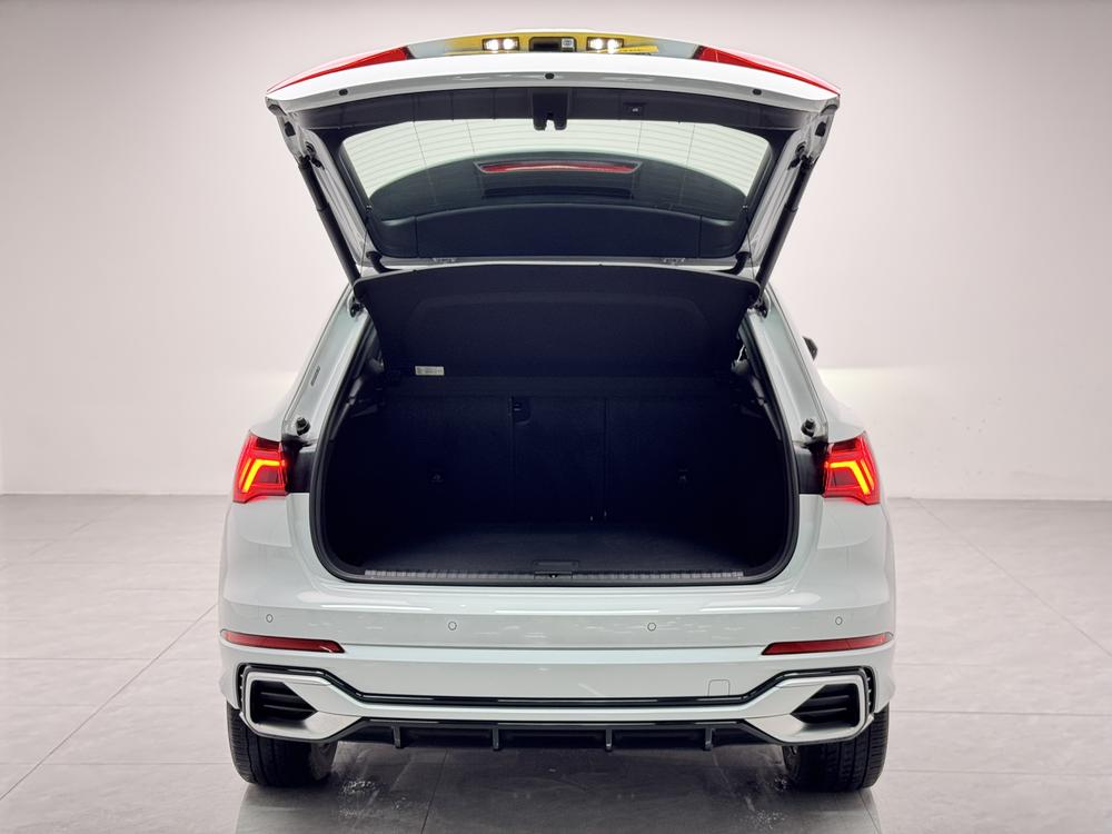 Audi Audi Q3