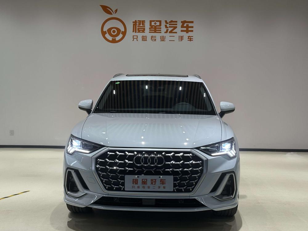 Audi Audi Q3