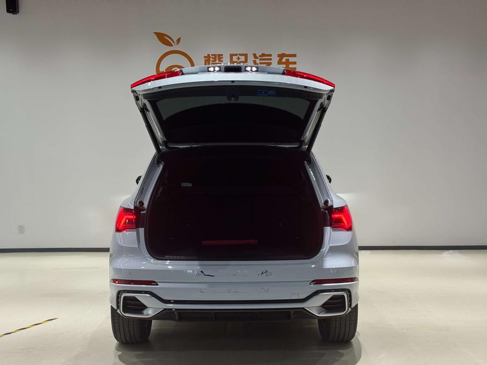 Audi Audi Q3