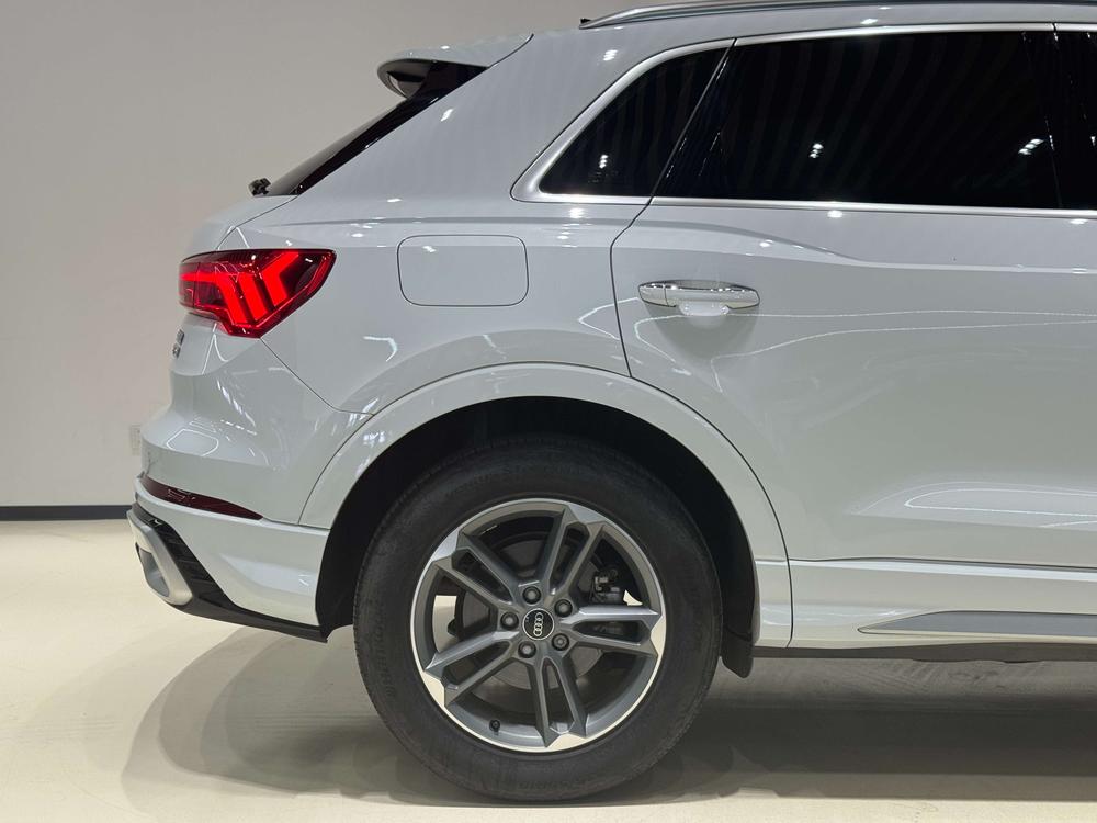 Audi Audi Q3