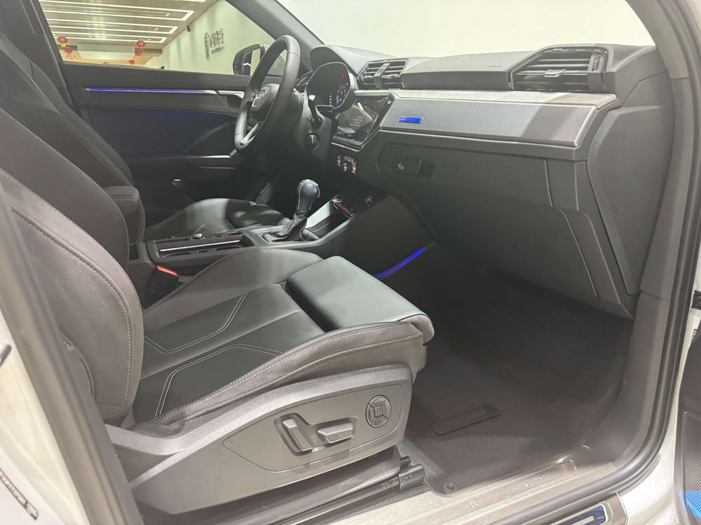 Audi Audi Q3