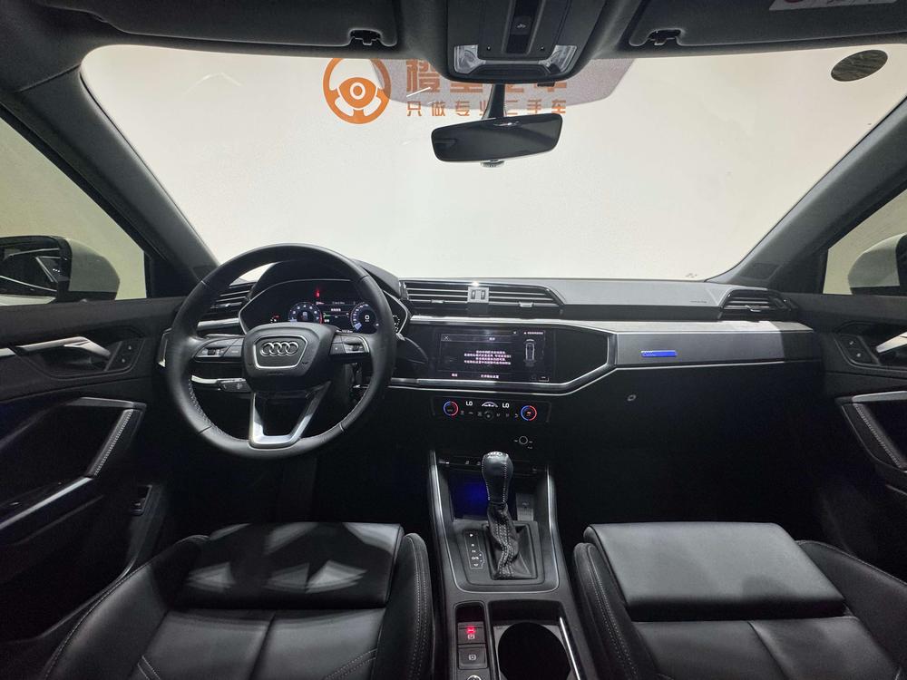 Audi Audi Q3