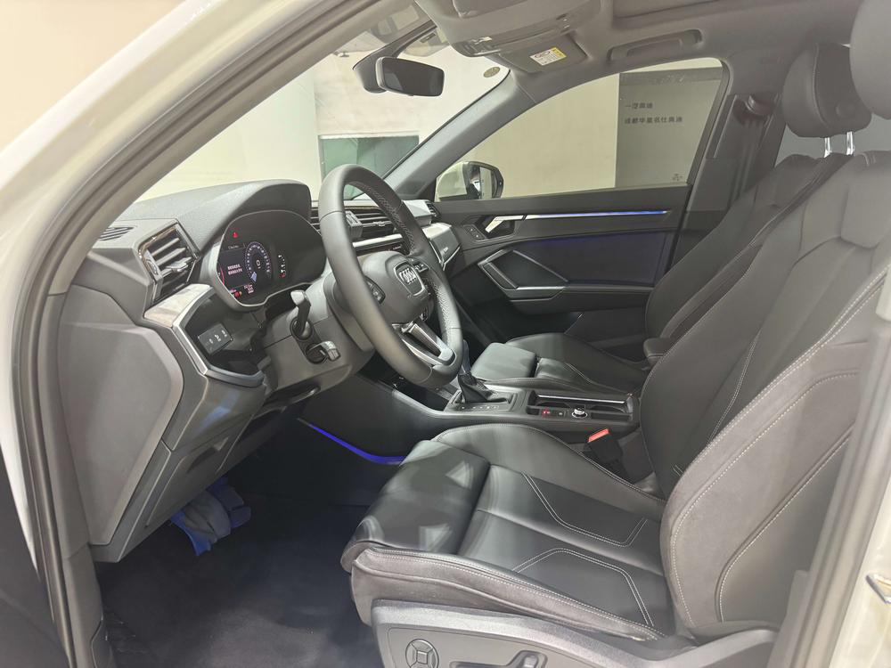Audi Audi Q3