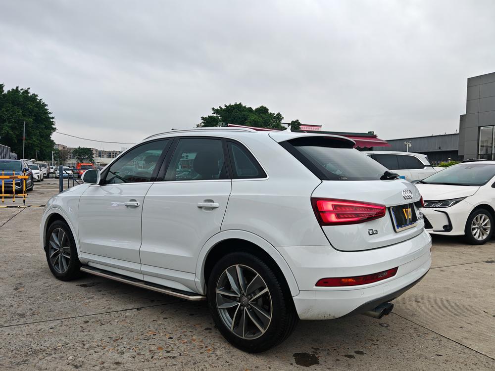 Audi Audi Q3