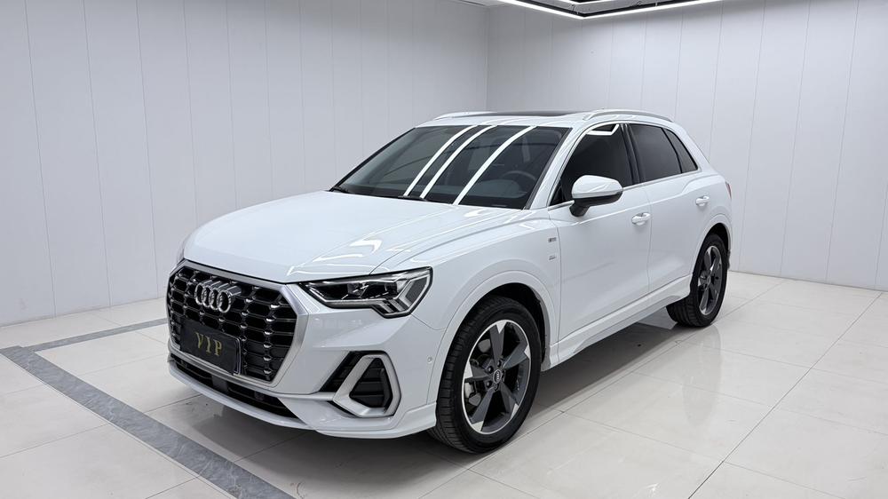 Audi Audi Q3