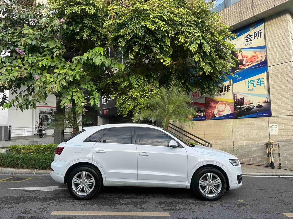 Audi Audi Q3