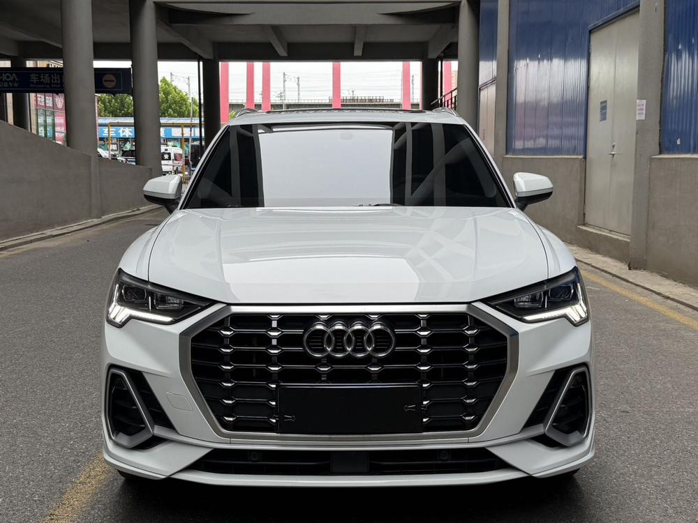 Audi Audi Q3