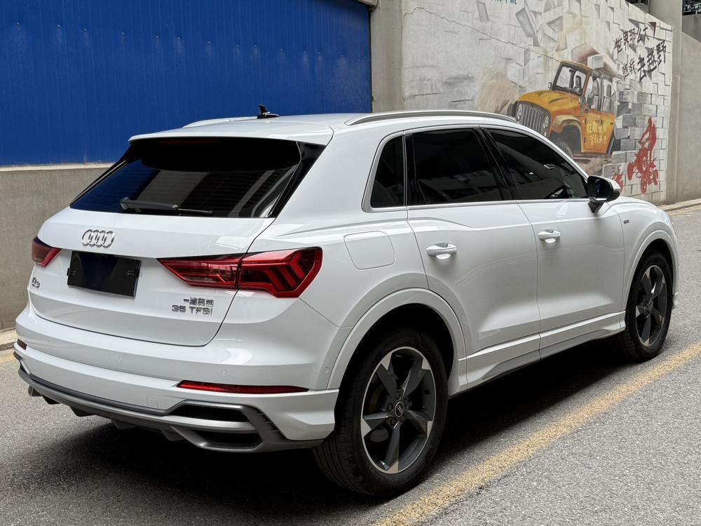 Audi Audi Q3