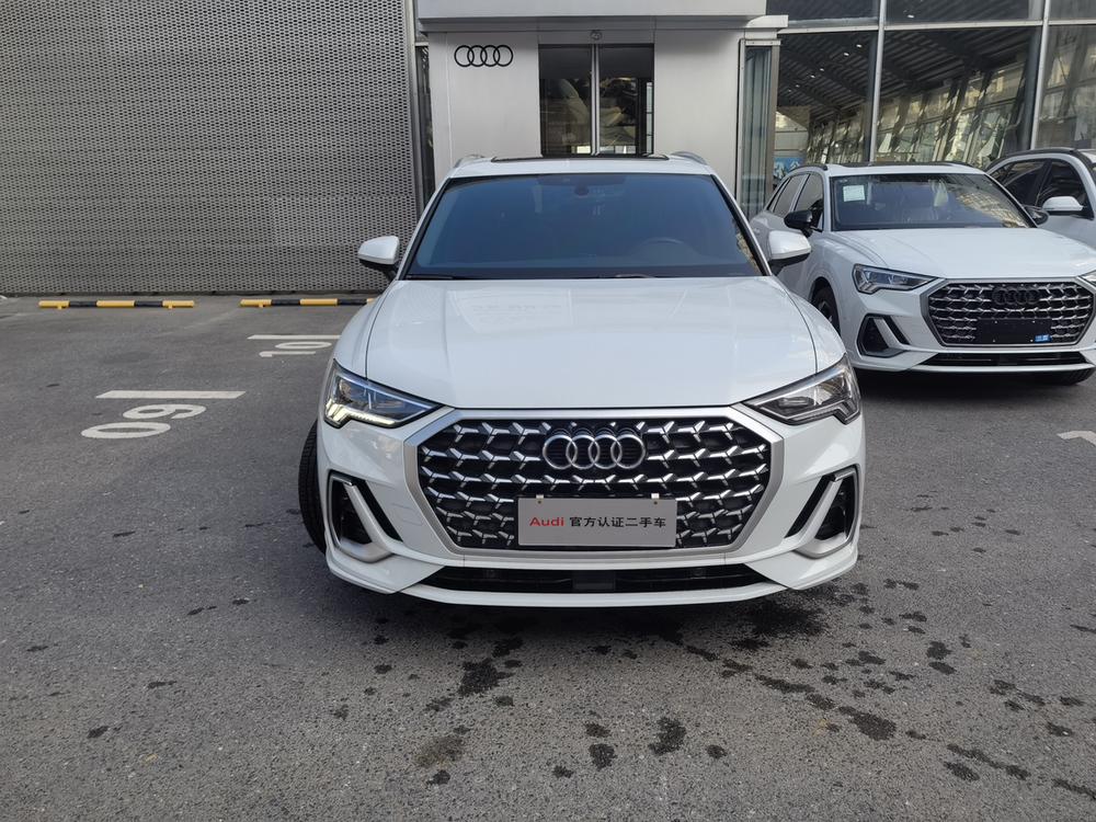 Audi Audi Q3