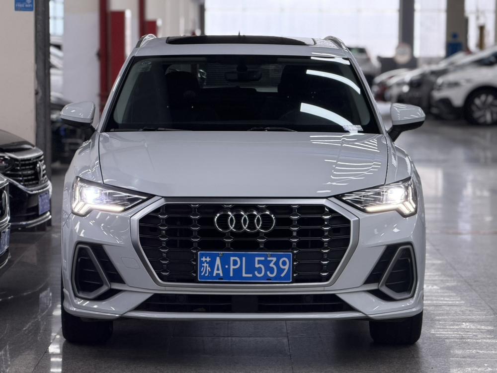 Audi Audi Q3