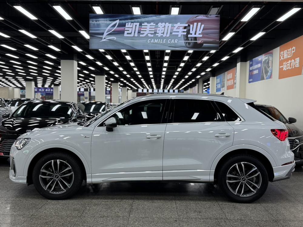 Audi Audi Q3