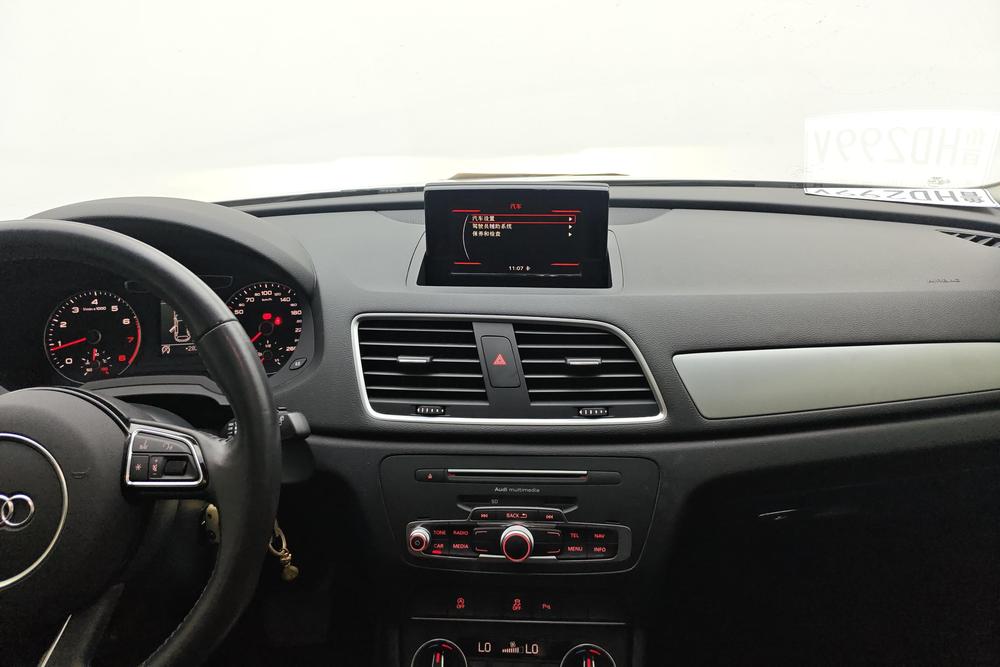Audi Audi Q3