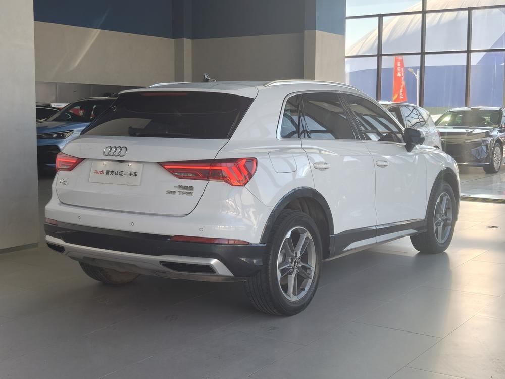 Audi Audi Q3