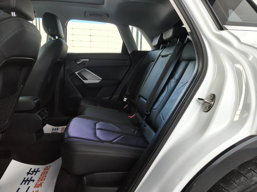 Audi Audi Q3