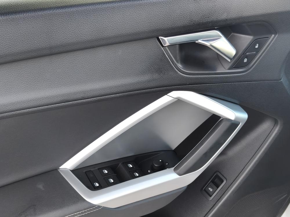 Audi Audi Q3