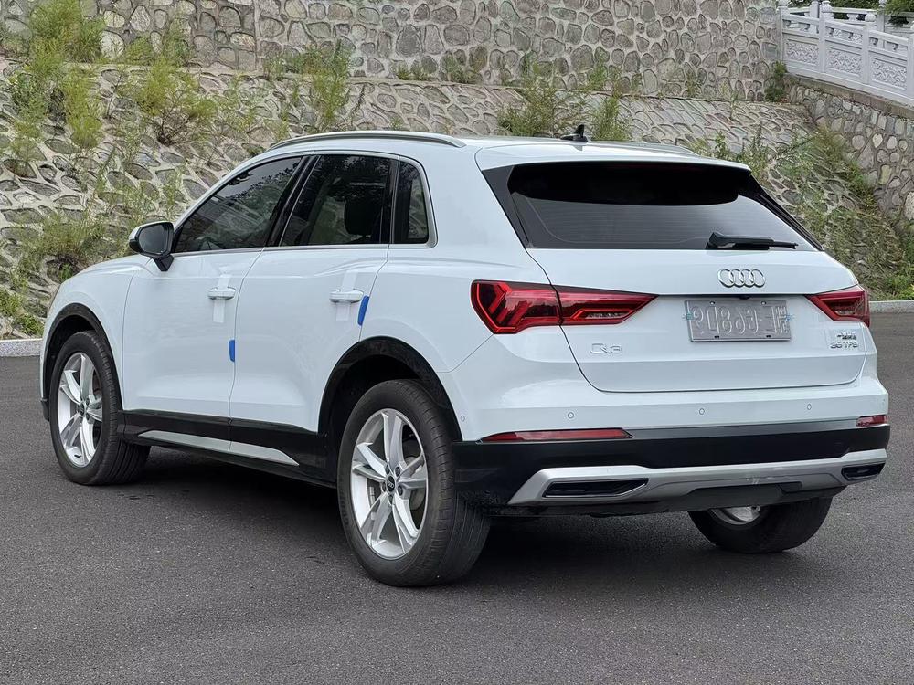 Audi Audi Q3