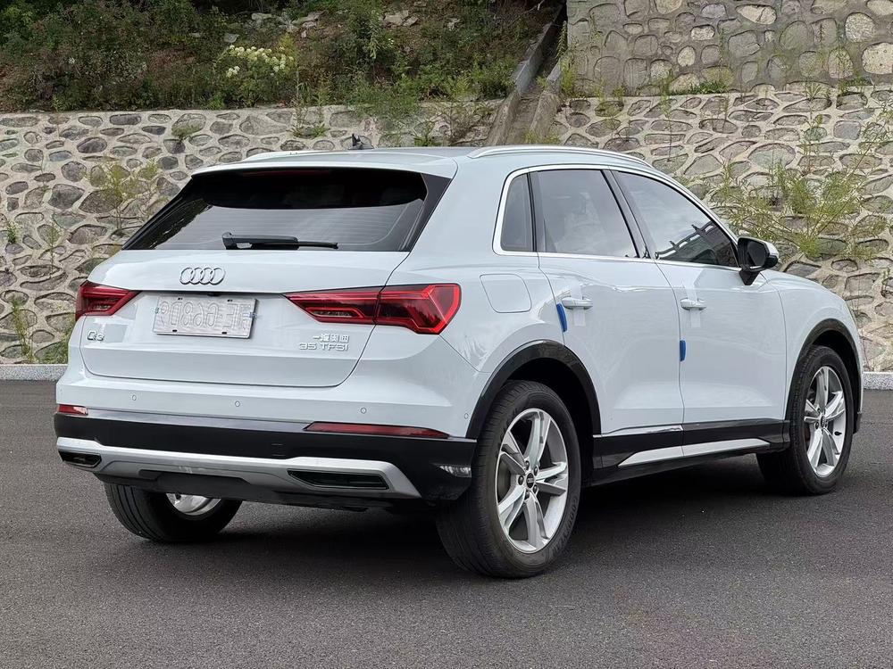 Audi Audi Q3