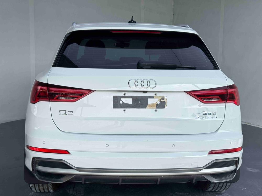 Audi Audi Q3