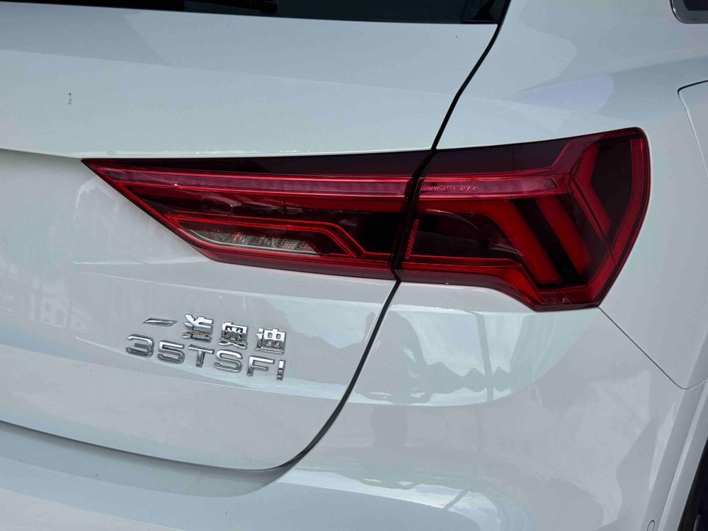 Audi Audi Q3