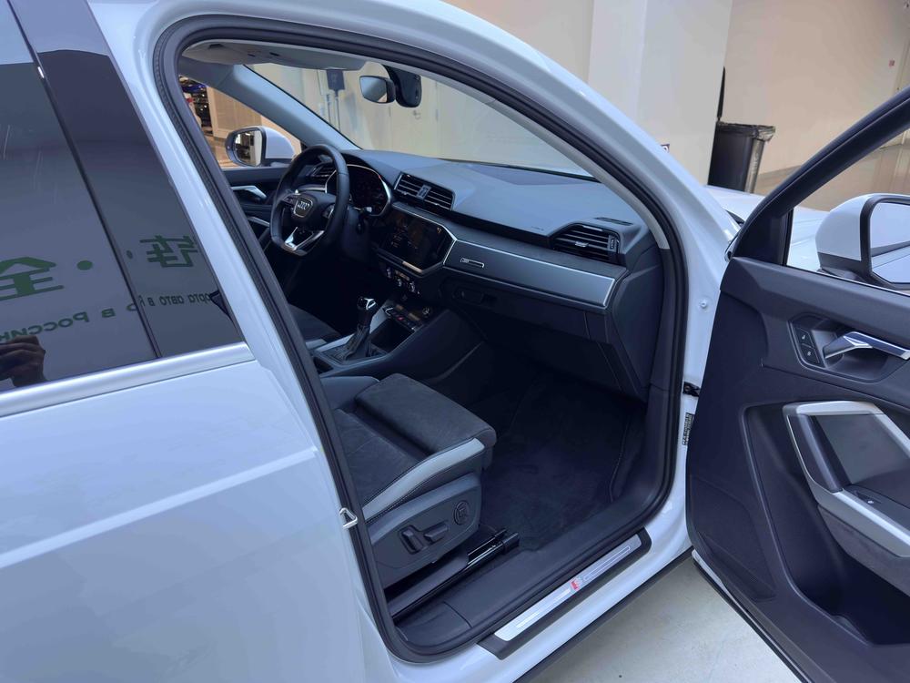 Audi Audi Q3
