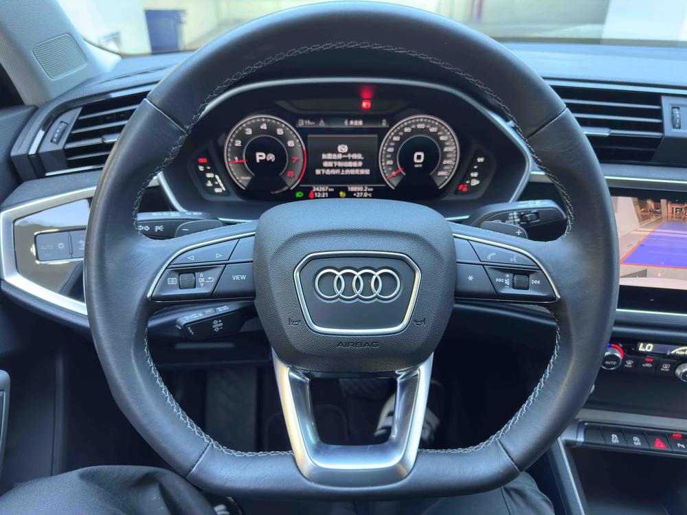 Audi Audi Q3